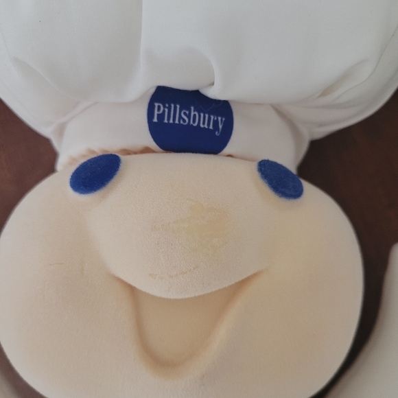 Pillsbury Doughboy giggling doll - Picture 4 of 9